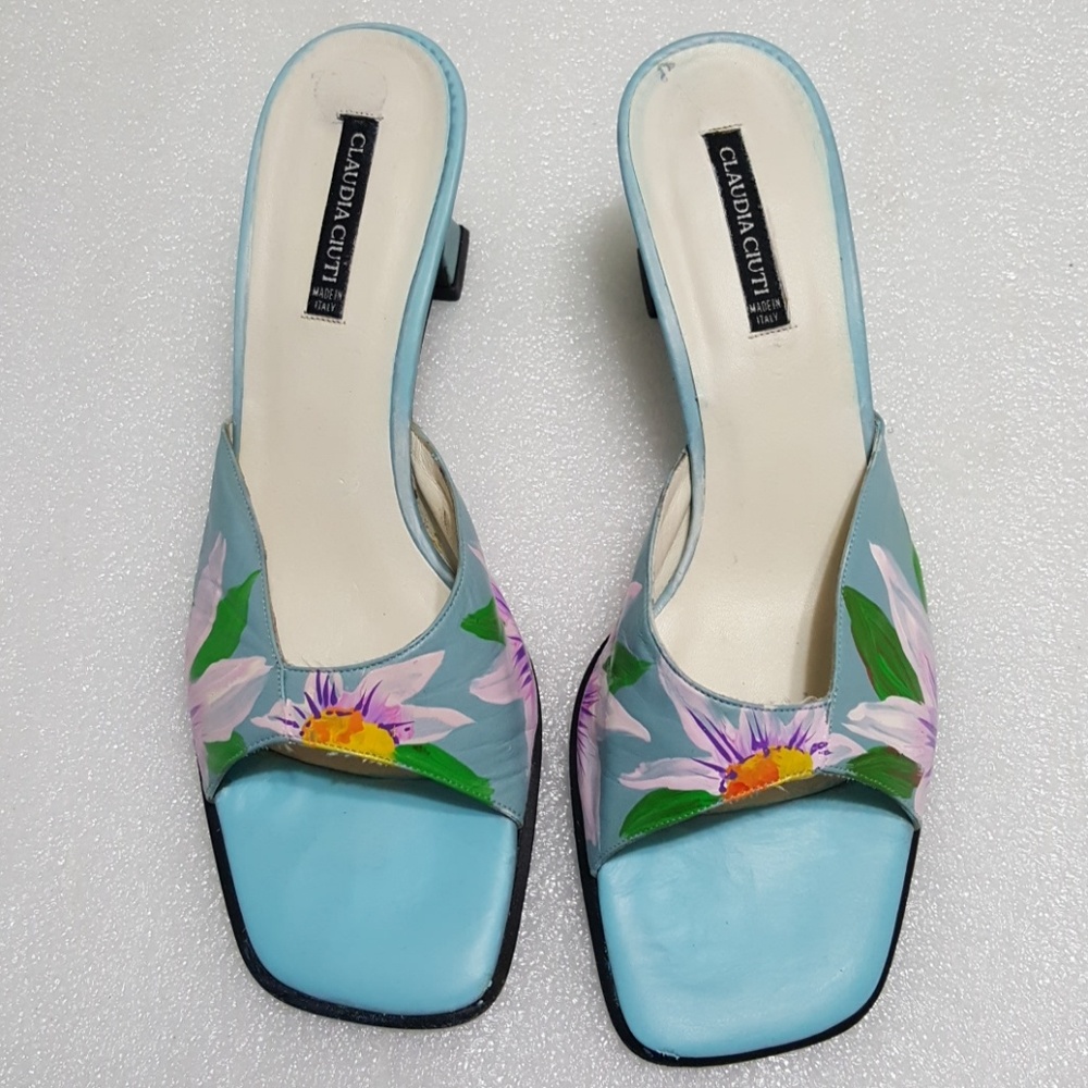 🎈CLAUDIA CIUTI🎈flowers print heels size 8.5M